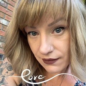 Meet your Posher, Teri